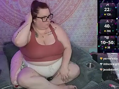 brookenicole3003 online show from May 31, 7:36 pm