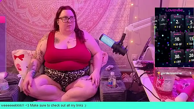 brookenicole3003 online show from May 22, 11:47 pm