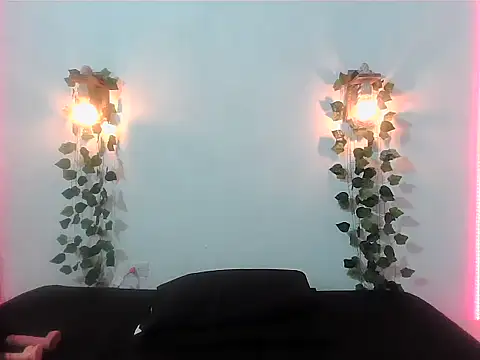Naty1gomez online show from May 14, 2:19 am