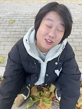 Snapshot of Fengbaby-555 chatting on November 29, 5:18 am Fengbaby-555 online show from November 29, 5:18 am