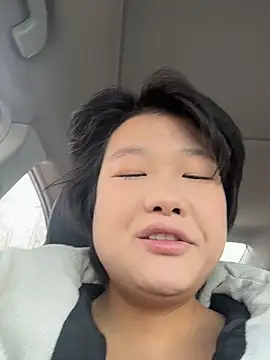 Snapshot of Fengbaby-555 chatting on November 28, 2:34 am Fengbaby-555 online show from November 28, 2:34 am