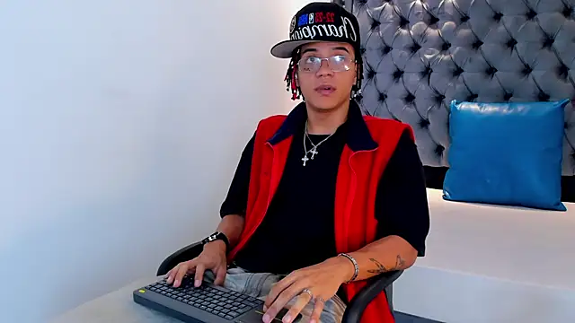 MARSHALL SPENCER online show from December 17, 1:16 pm