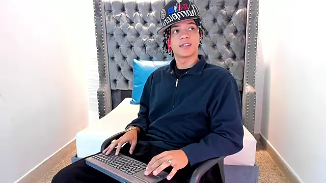 MARSHALL SPENCER online show from November 17, 1:04 pm