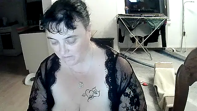 Minou1610 online show from September 28, 8:05 pm