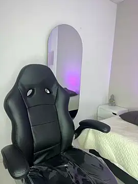 SofiaLust Eup online show from October 2, 3:43 am