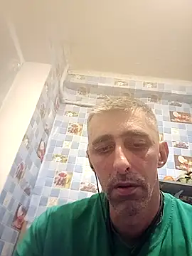 Snapshot of brodjga chatting on October 2, 7:39 pm brodjga online show from October 2, 7:39 pm