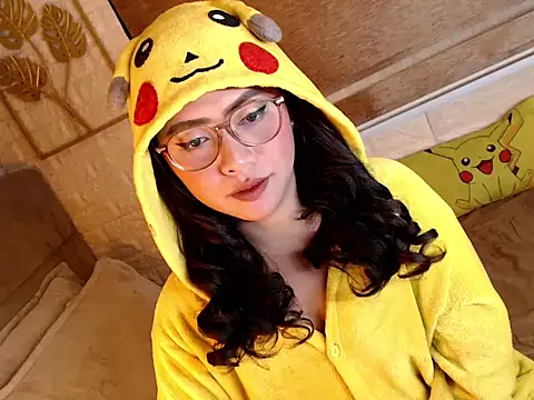 yourdevilsweettsx online show from March 15, 10:33 am