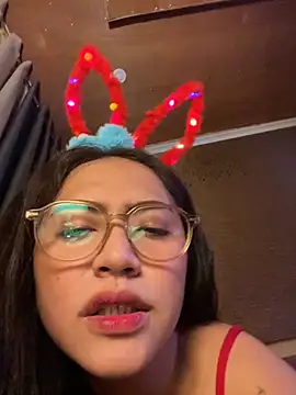 yourdevilsweettsx online show from November 1, 12:43 pm