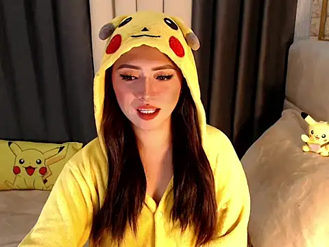 yourdevilsweettsx online show from April 18, 10:50 am