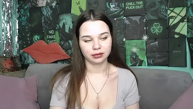 GloriyaDre online show from September 14, 5:19 am