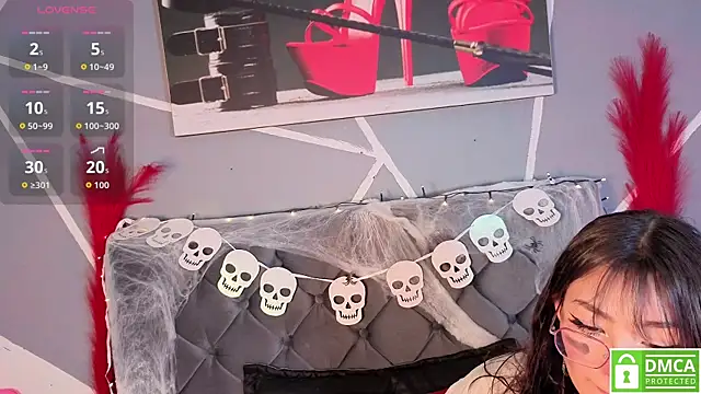 Emily Caprile online show from October 8, 2:13 am