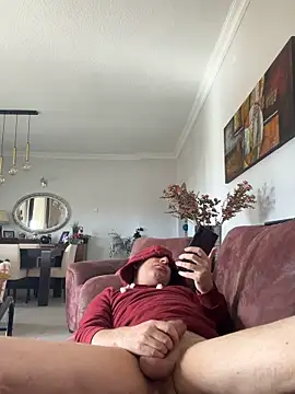 Snapshot of ShortDick-Man chatting on October 12, 12:06 pm ShortDick-Man online show from October 12, 12:06 pm