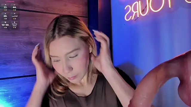 alyamonroe online show from November 21, 10:36 am