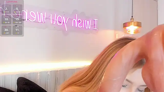 alyamonroe online show from November 30, 11:55 am