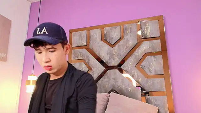 Electra Gosselin online show from October 22, 12:15 pm