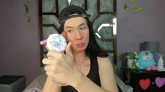 Electra Gosselin online show from April 8, 1:07 am