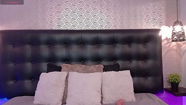 NaiaraMasson  online show from March 14, 12:11 pm