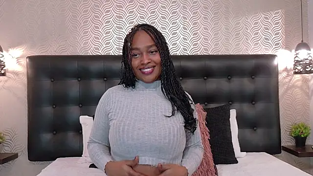 Snapshot of NaiaraMasson_ chatting on July 23, 12:24 pm NaiaraMasson online show from July 23, 12:24 pm