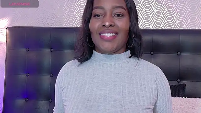 NaiaraMasson  online show from November 3, 12:31 pm