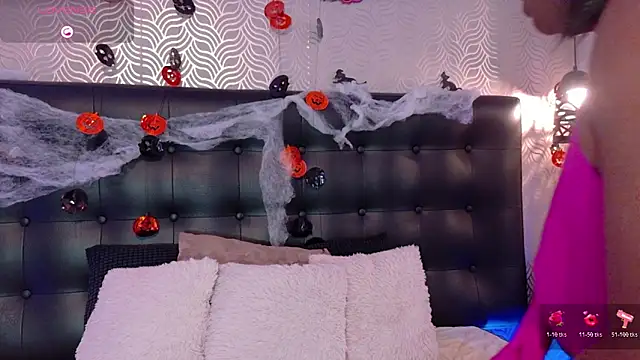 NaiaraMasson  online show from October 21, 12:04 pm