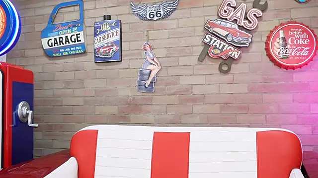 foxy zoe online show from March 18, 6:09 pm