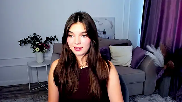 Snapshot of DivineAmour chatting on October 1, 4:17 am DivineAmour online show from October 1, 4:17 am