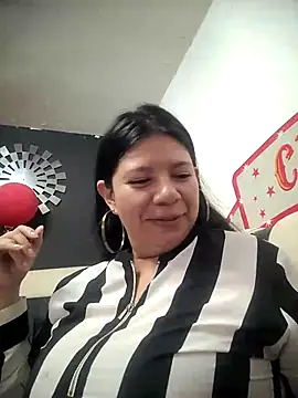 kinky momm online show from October 22, 2:16 pm