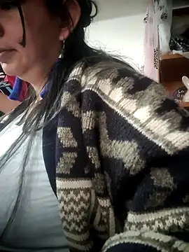 kinky momm online show from October 31, 1:41 pm