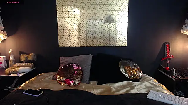 kinky momm online show from March 21, 4:44 pm