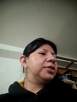 kinky momm online show from October 24, 1:54 pm