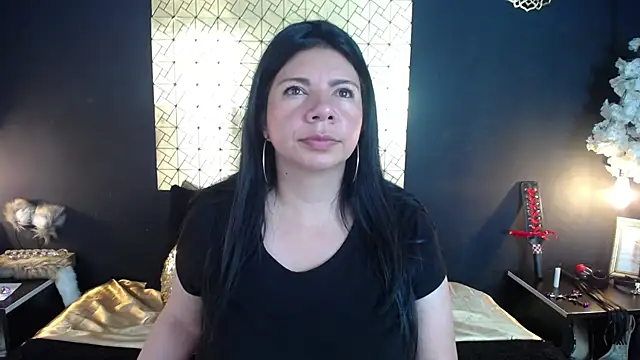 kinky momm online show from May 1, 3:39 pm