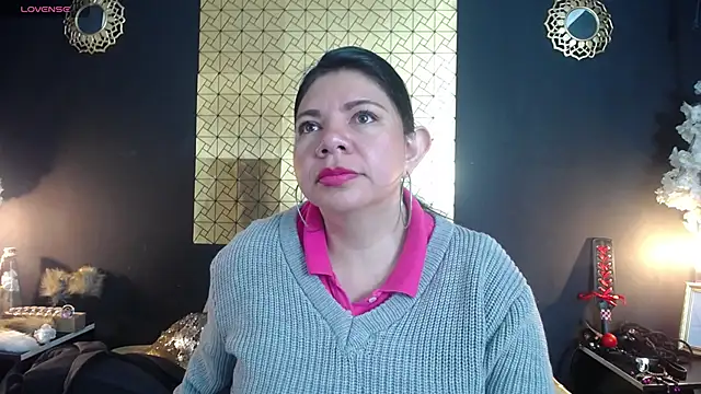 kinky momm online show from March 13, 2:11 pm