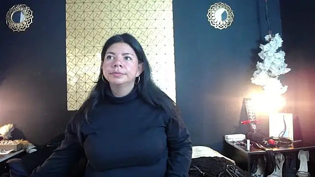 kinky momm online show from May 4, 3:48 pm