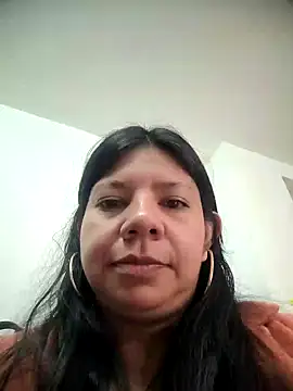 Snapshot of kinky_momm chatting on September 30, 2:56 pm kinky momm online show from September 30, 2:56 pm