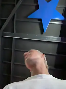 Boy hot- online show from March 4, 11:23 pm