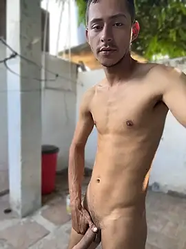 Snapshot of Boy_hot- chatting on June 24, 7:44 pm Boy hot- online show from June 24, 7:44 pm