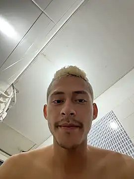 Boy hot- online show from March 31, 8:00 pm