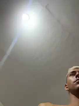 Boy hot- online show from March 29, 5:53 am