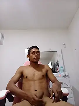 Boy hot- online show from September 18, 4:26 am