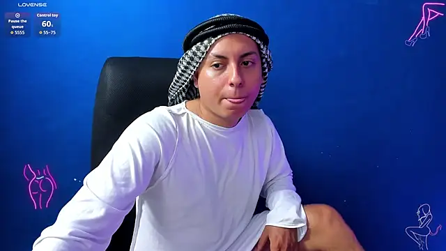 Sahira and Zaid online show from October 27, 7:04 pm