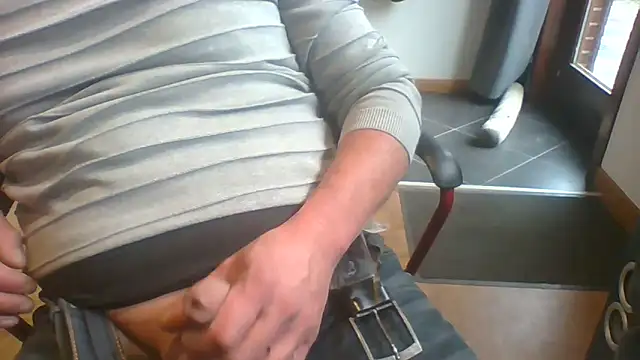 Snapshot of ludopz chatting on October 25, 10:47 am ludopz online show from October 25, 10:47 am