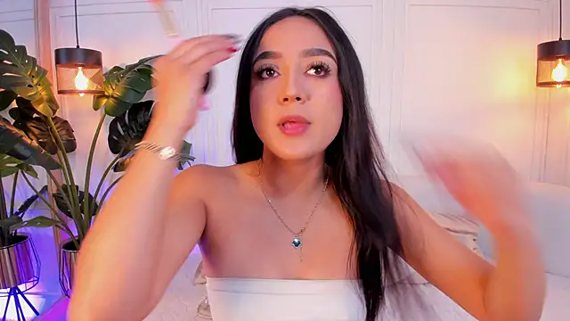 Dafne Hillss online show from October 28, 12:26 pm