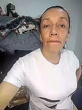 Shantey Laurent online show from December 20, 2:20 pm