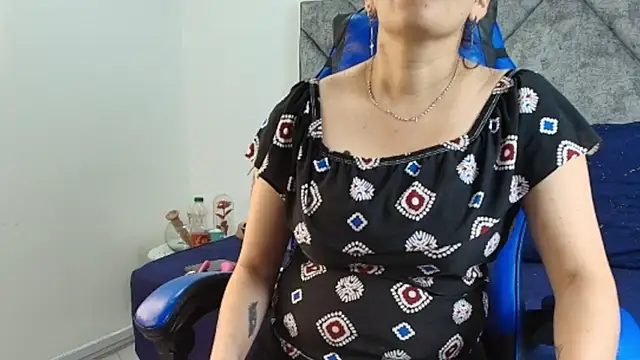 Shantey Laurent online show from March 8, 2:31 pm