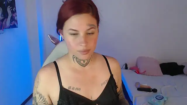 Snapshot of Maddy_Vicius19 chatting on October 15, 8:28 pm Maddy Vicius19 online show from October 15, 8:28 pm