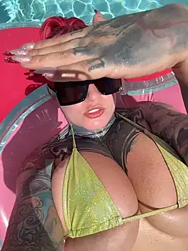 Sabien DeMonia online show from May 30, 2:44 pm