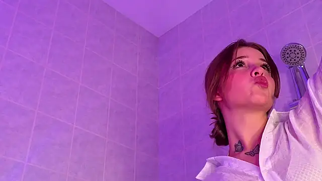 LoveSeekins online show from December 19, 7:16 pm