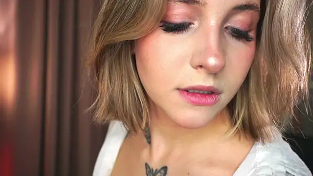 LoveSeekins online show from May 14, 7:11 pm