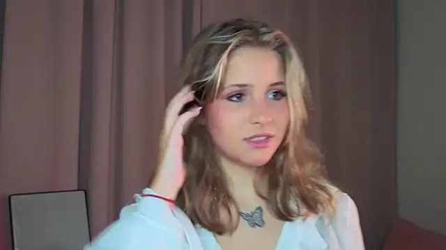 LoveSeekins online show from April 7, 7:04 pm