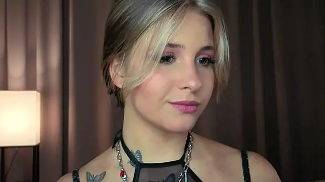 LoveSeekins online show from March 26, 7:12 pm